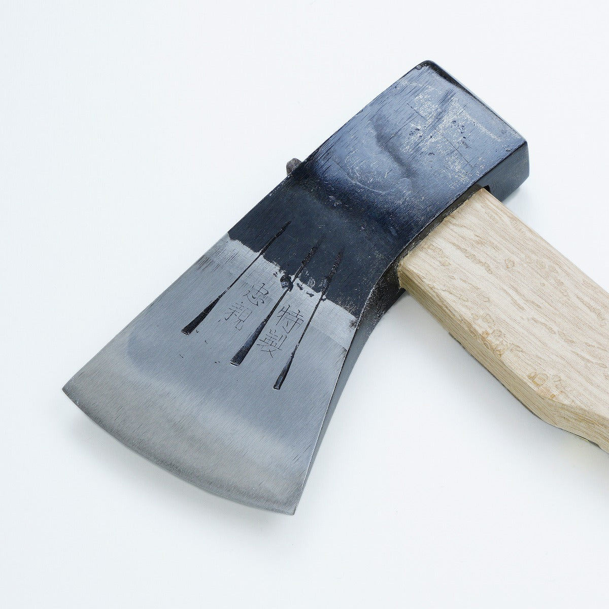 HONMAMON KIUMA Axe 750g Shirogami no.2 steel 750g, Oak Handle with sim ...