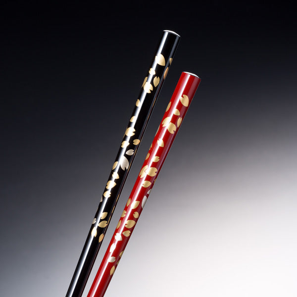 "SAKURAMAKIE"(Cherry Blossom Gold Lacquer) Meoto-Bashi Chopsticks Set in Wooden box
