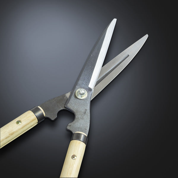 "HANAKUMAGAWA" Hedge/Gardening Shears 180mm(7"), with Wooden Handle, Aogami Steel, Japan