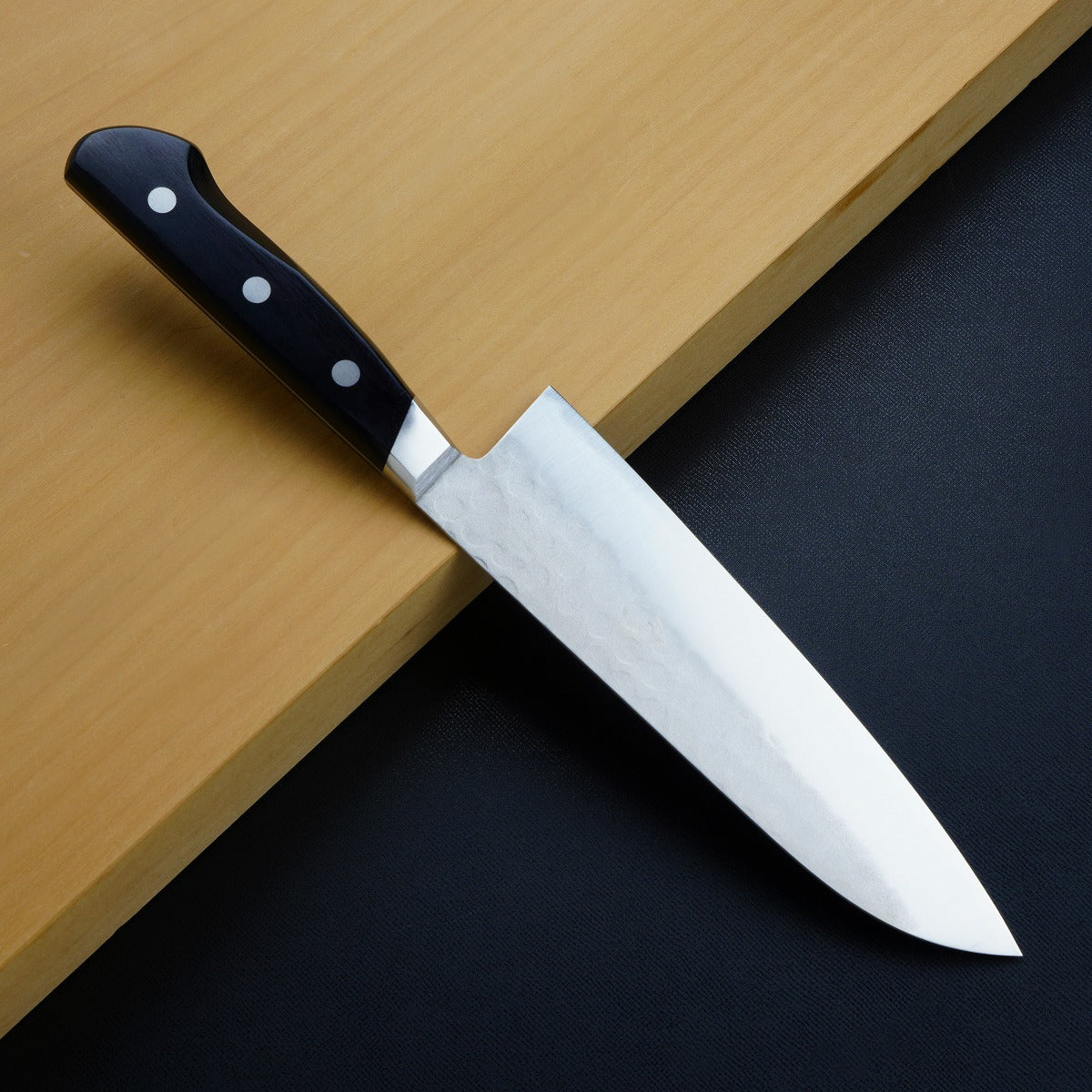 HONMAMON 三德刀 (多用途廚刀) 青紙鋼2號 鎚目模樣, 180mm